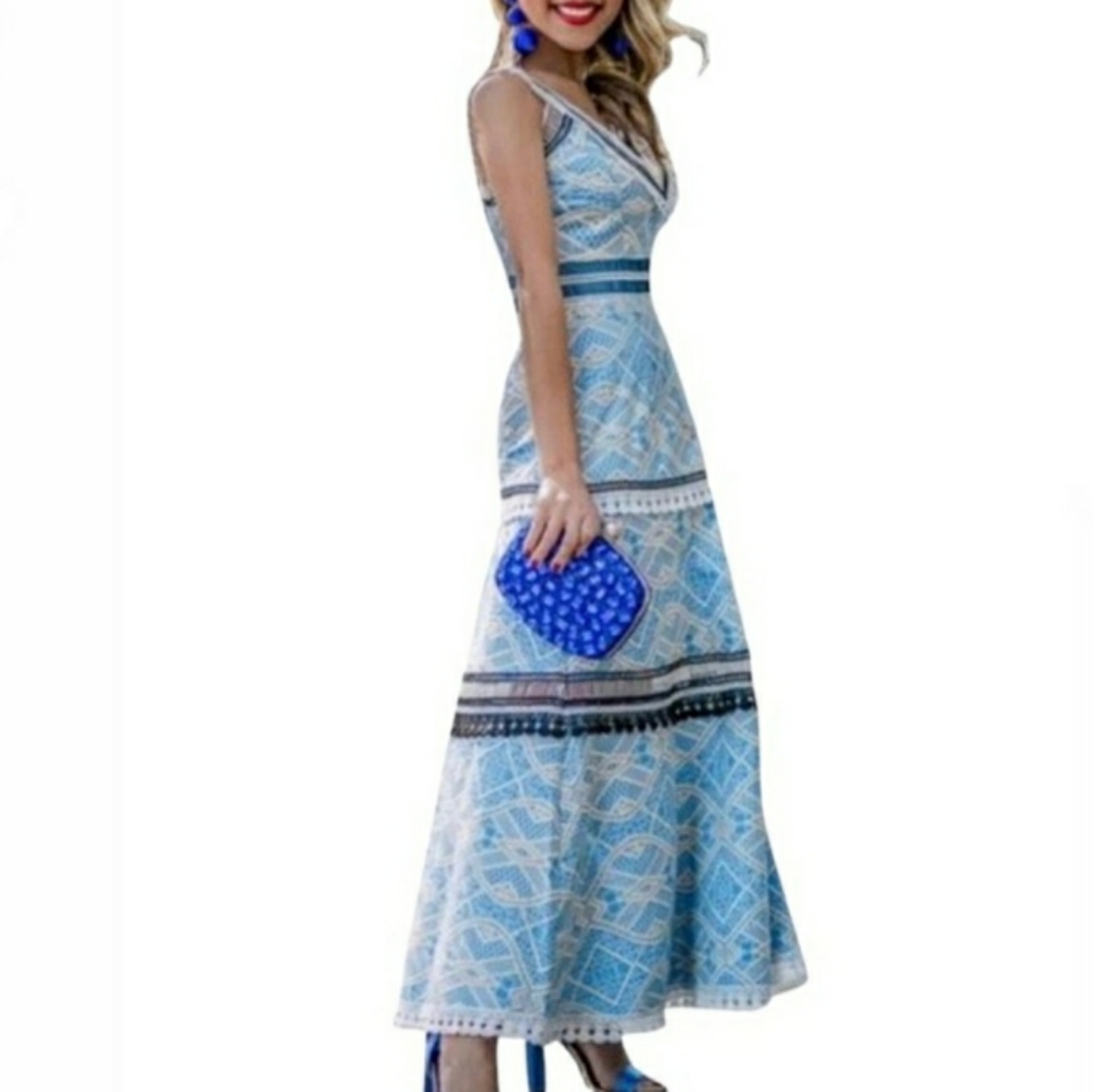 Gianni Bini Blue and White Patterned Midi Dress
